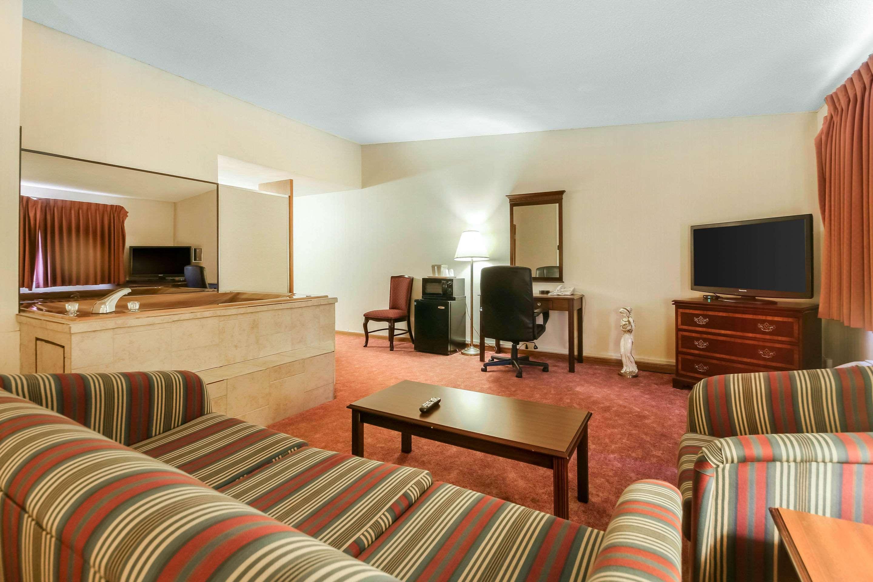 Comfort Inn & Suites Beaver Dam Exteriér fotografie