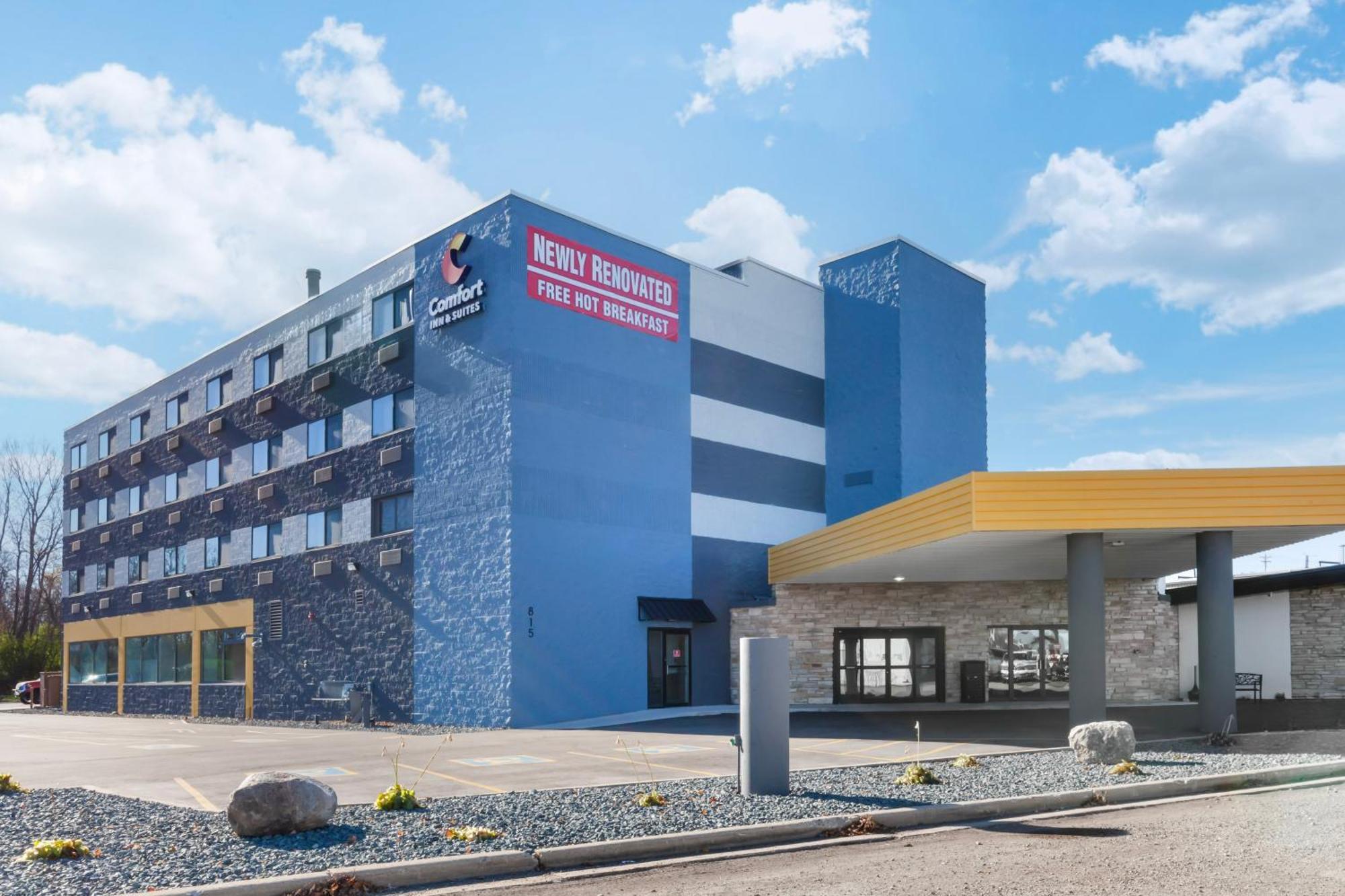 Comfort Inn & Suites Beaver Dam Exteriér fotografie