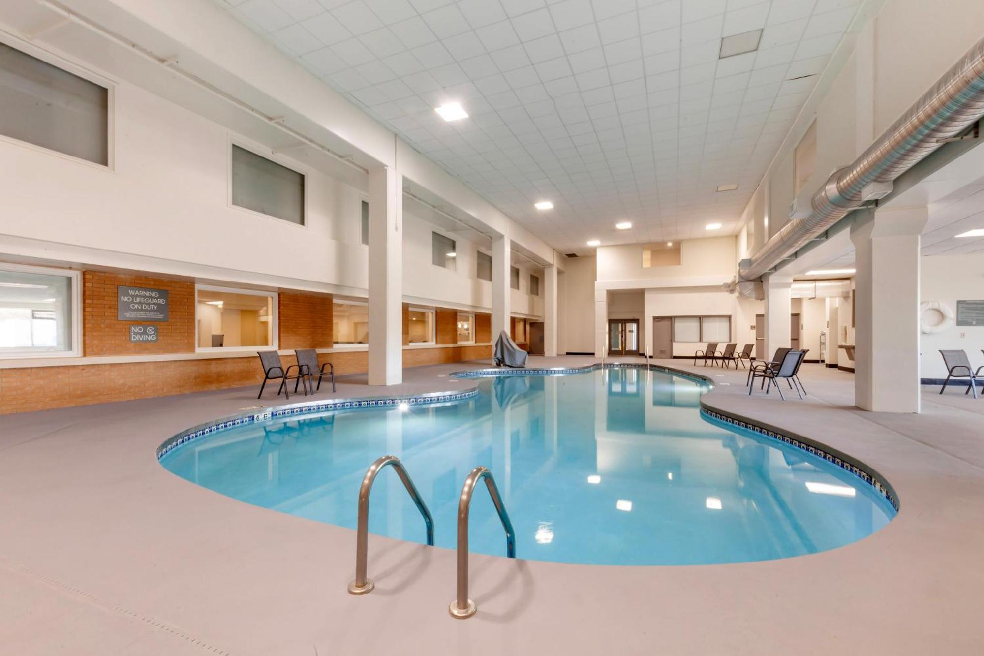 Comfort Inn & Suites Beaver Dam Exteriér fotografie